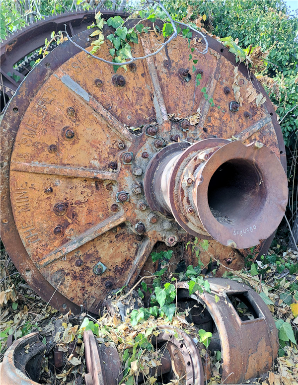 Marcy 8' X 6' (2.4m X 1.8m) Ball Mill, Wet Grind, Rubber Liners, No Motor)